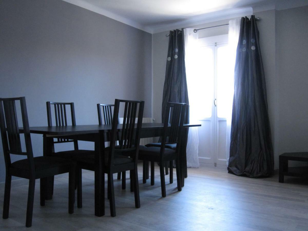 Piso Centrico Amplio-Luminoso Apartment ซาเราทซ์ ภายนอก รูปภาพ