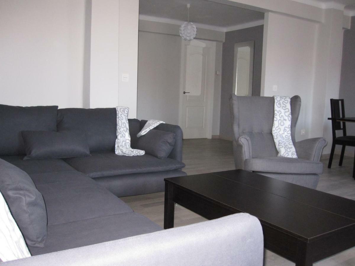 Piso Centrico Amplio-Luminoso Apartment ซาเราทซ์ ภายนอก รูปภาพ
